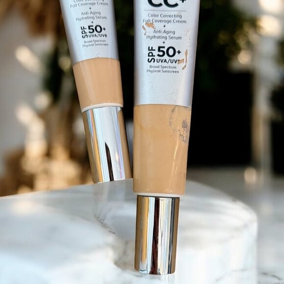 IT Cosmetics CC+ Foundation Cream X2 with SPF 50+ Light Shade - Picture 3 of 6